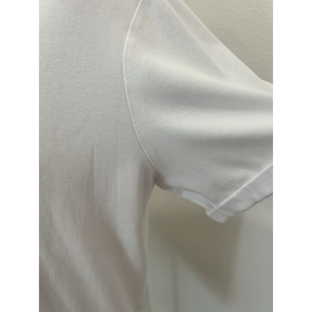 Chico's Women's Size 3 (XL) White V-Neck Tee Short Sleeve Basic Stretch & Cuff - Picture 8 of 10